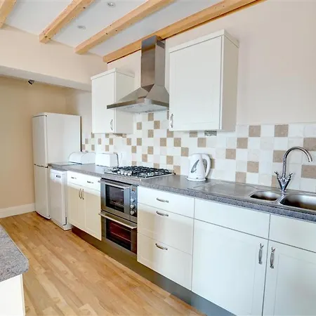 2 Bed In Oc-ds239 Holiday home *