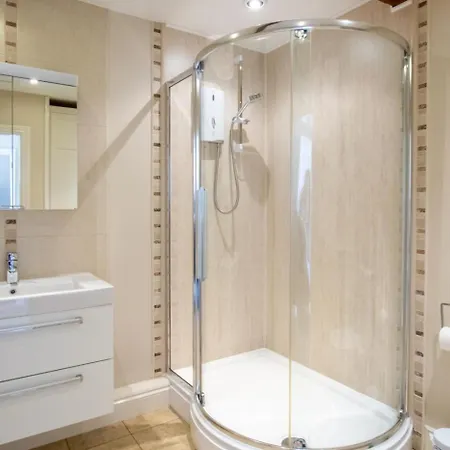 2 Bed In Oc-ds239 Holiday home