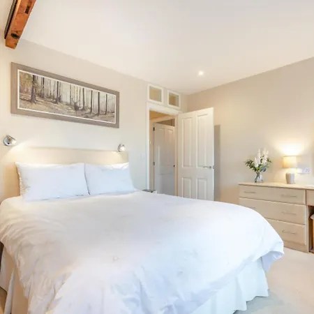 Holiday home 2 Bed In Oc-ds239 *