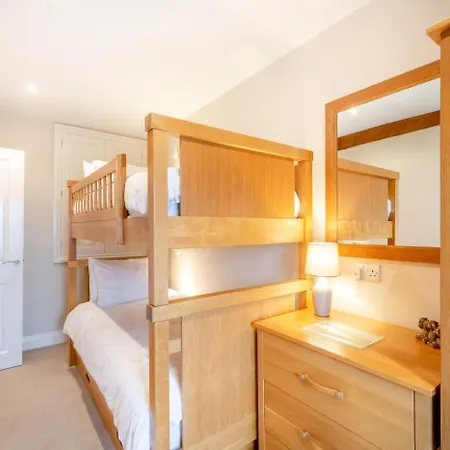 Holiday home 2 Bed In Oc-ds239 *