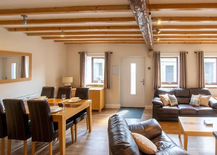 بيت للعطل 2 Bed In Oc-ds239 *